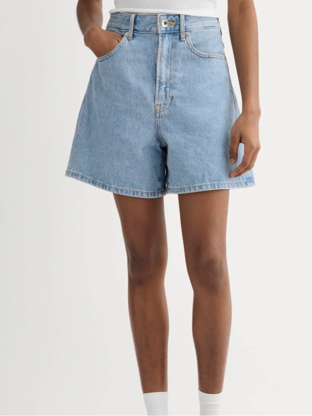 EVERLANE The A-Line Denim Short